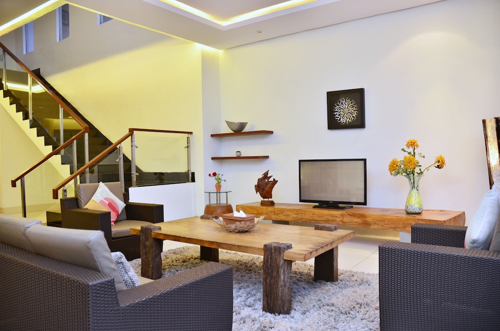 permai 7a villa 4 bedroom with a private pool