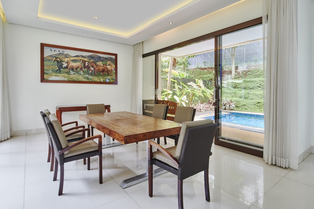 permai 7a villa 4 bedroom with a private pool