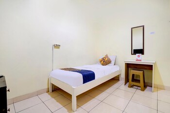radio backpacker guesthouse