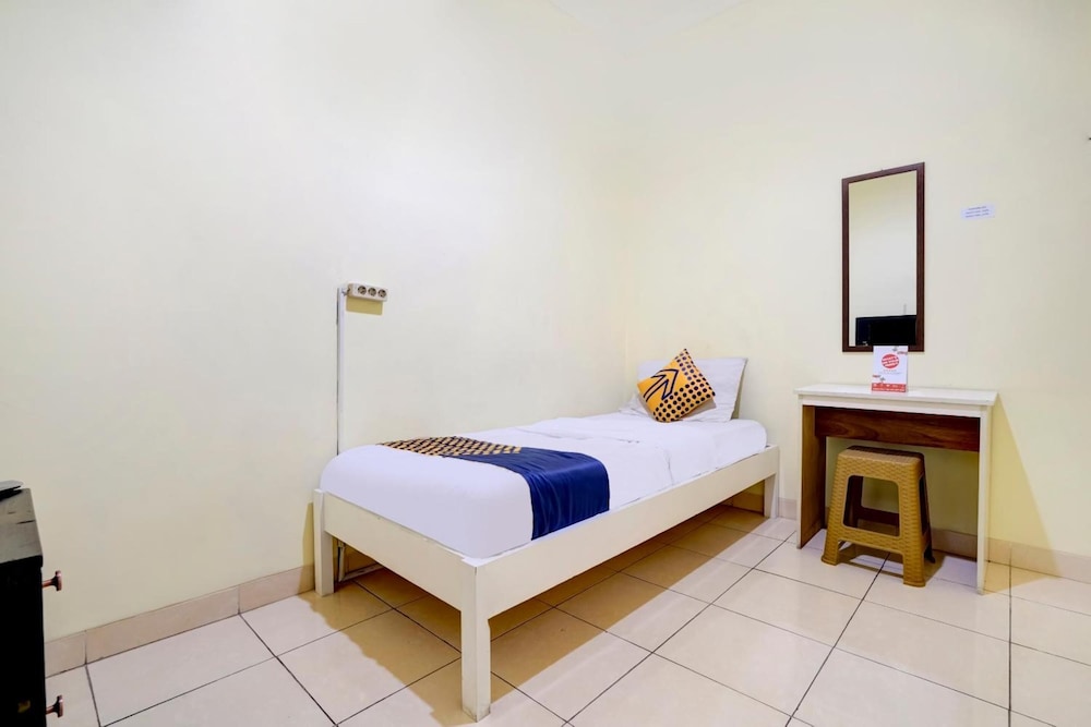 radio backpacker guesthouse