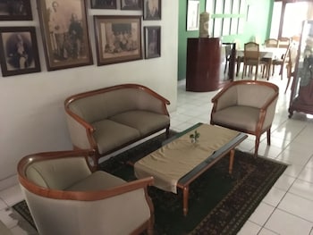 paniisan hotel
