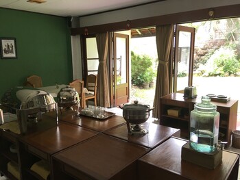 paniisan hotel