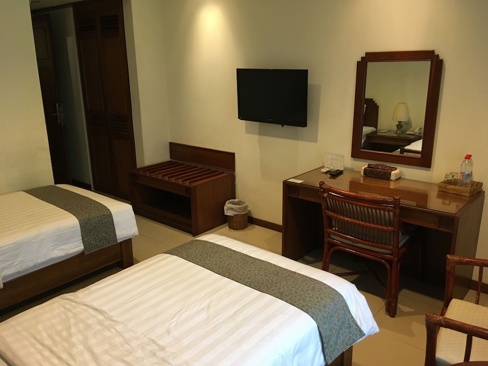 paniisan hotel