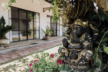 kelating dream guest house