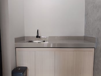 kelating dream guest house