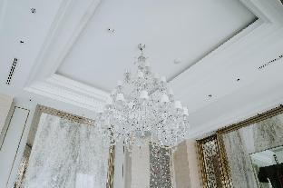 art deco luxury hotel and residence