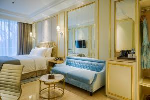 art deco luxury hotel and residence