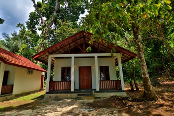 hamueco dive resort raja ampat