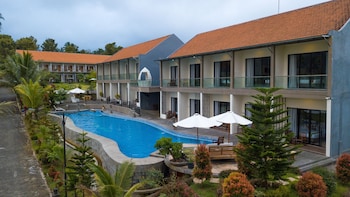 Grand Harvest Resort And Villas