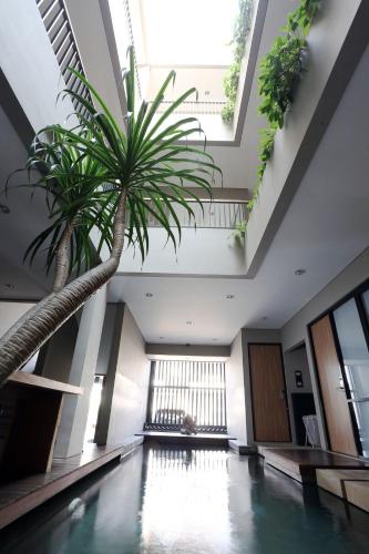 M Suite,Cikokol>>Binong,2 star