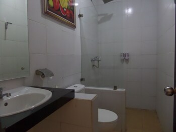 semaya one beach guesthouse