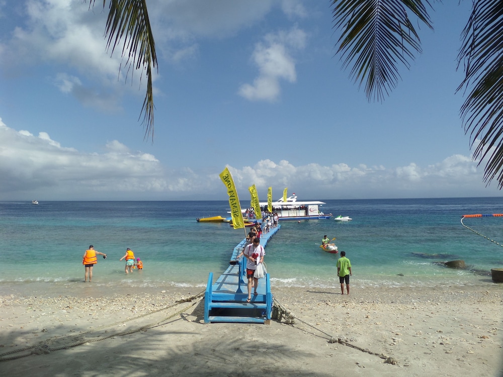 semaya one beach guesthouse