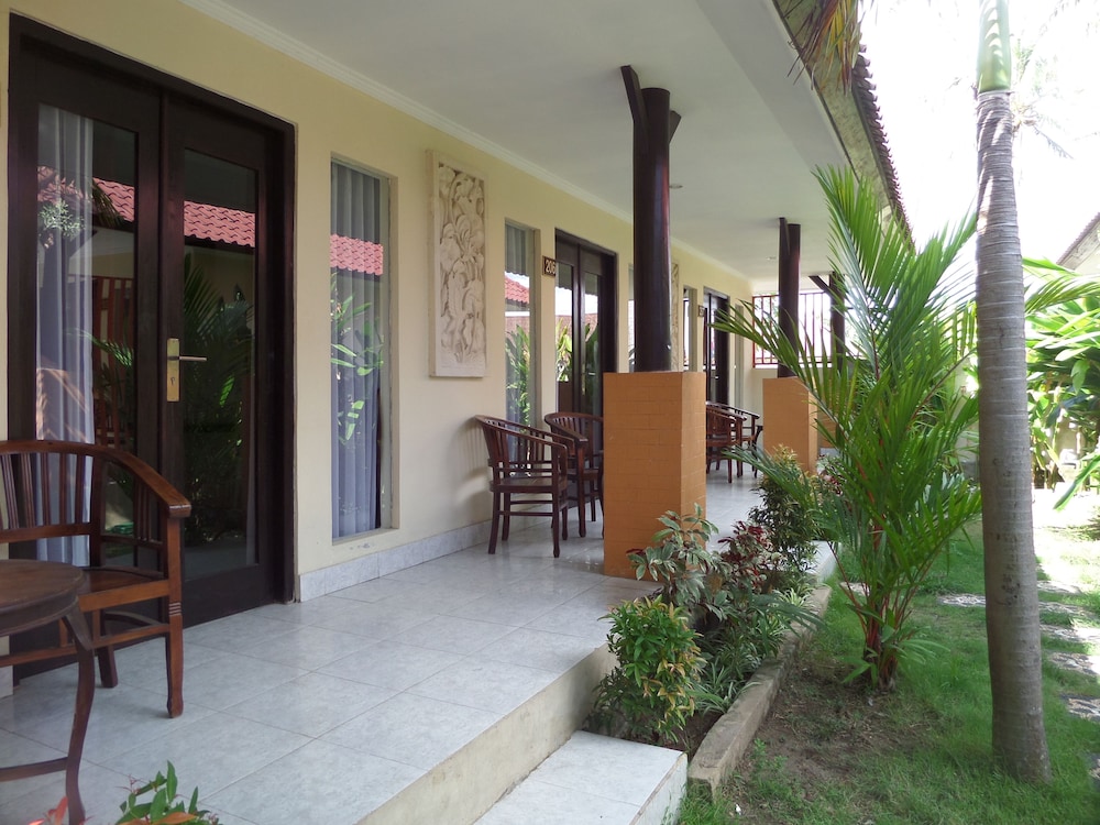 semaya one beach guesthouse