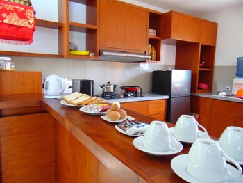 pudak sari unizou hostel