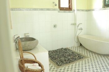 doni house and villa