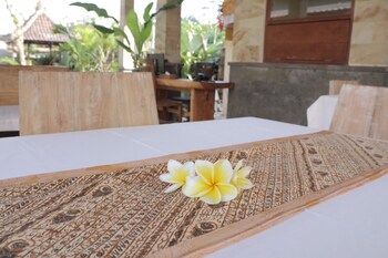 doni house and villa