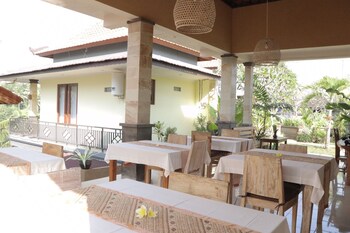 doni house and villa