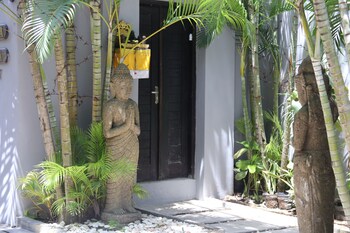 yoga villa