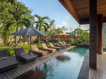 sarin ubud suites by pramana villas