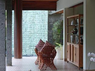 sarin ubud suites by pramana villas