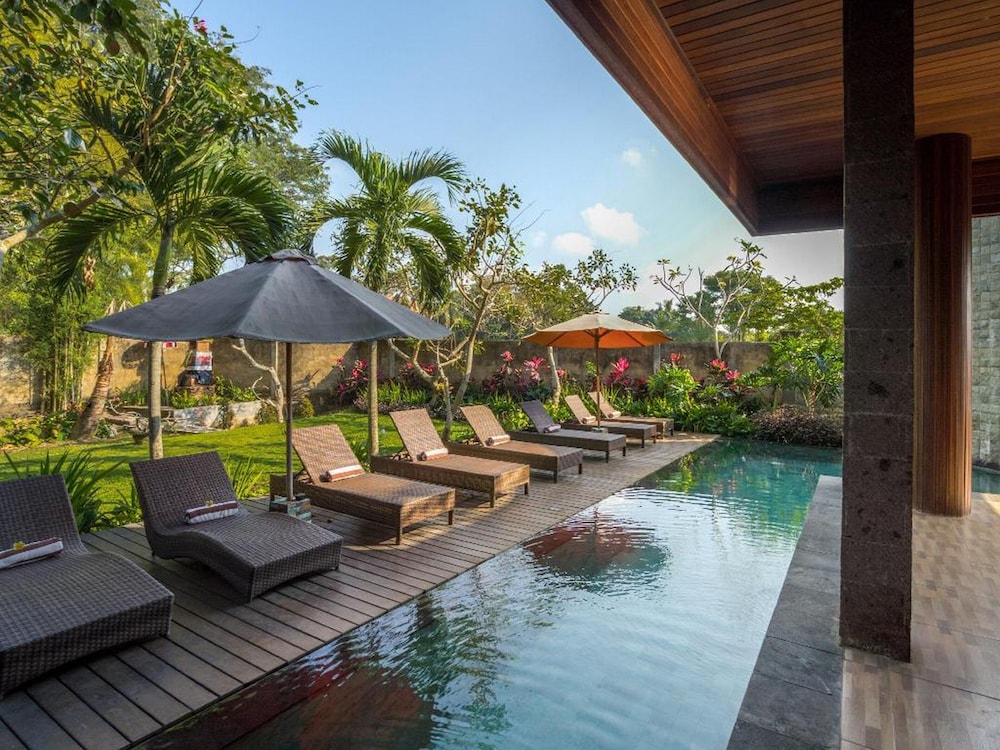 sarin ubud suites by pramana villas