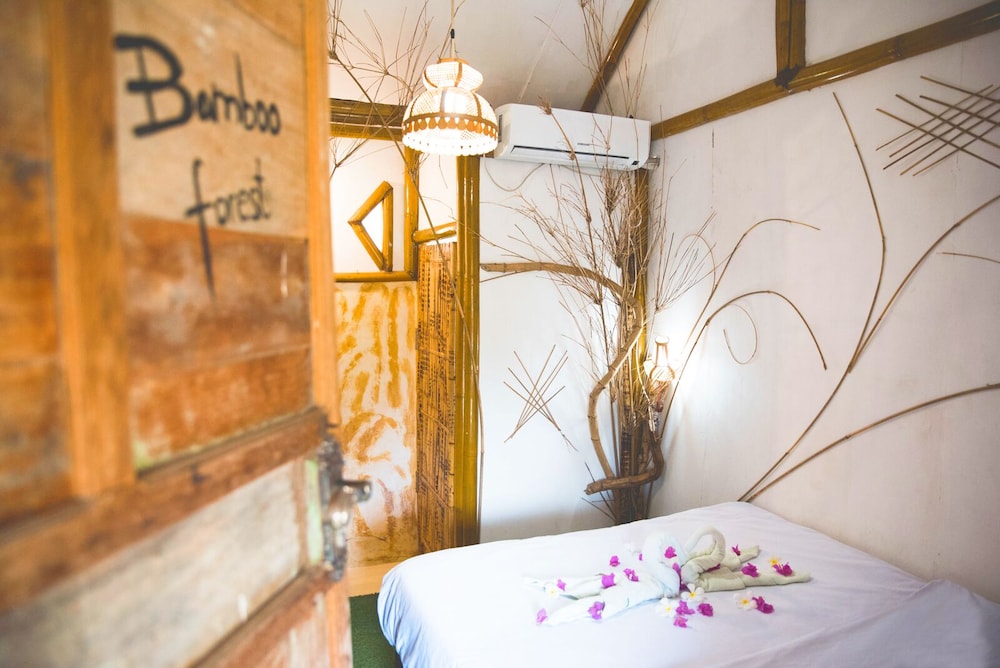 the rabbit tree hostel