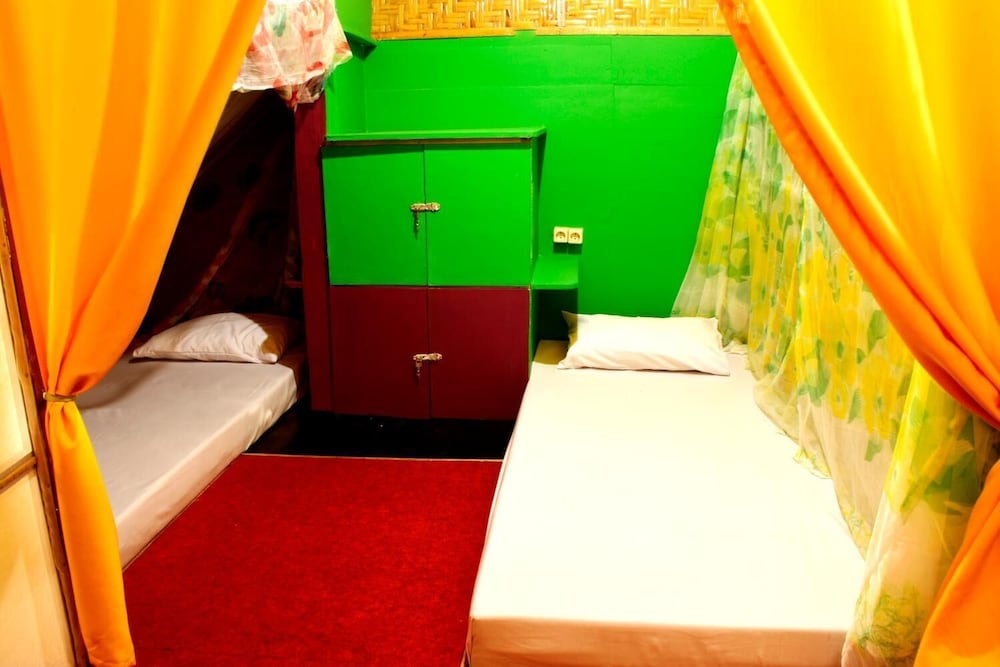 the rabbit tree hostel