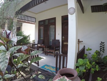 gili smile bungalows