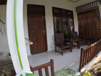 gili smile bungalows