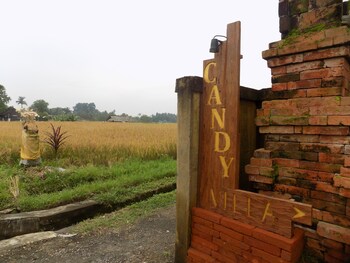 candy villa by pramana villas