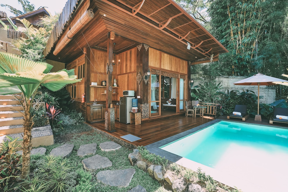 candy villa by pramana villas