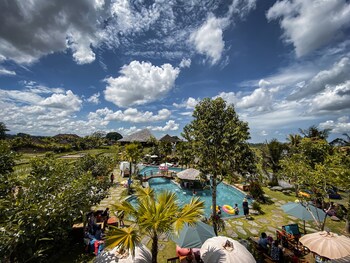 candy villa by pramana villas