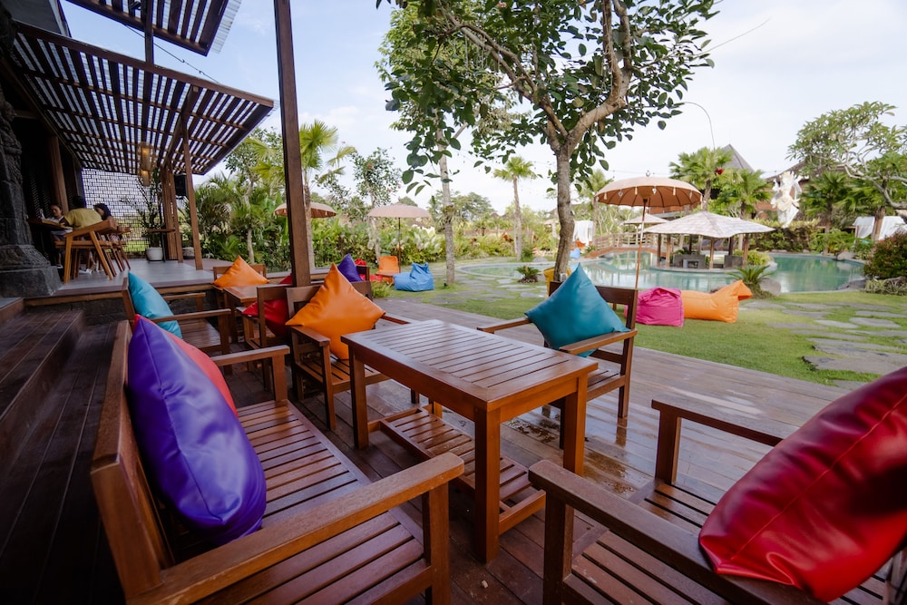 candy villa by pramana villas