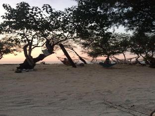 gili turtle beach resort