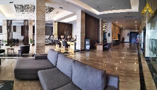 pyramid suites