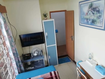 gio guesthouse bogor