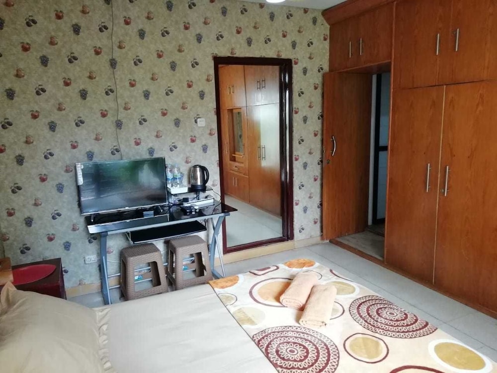 gio guesthouse bogor