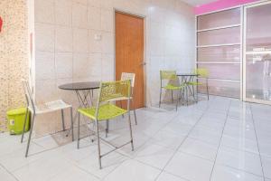 spot on 2214 wisma jampea