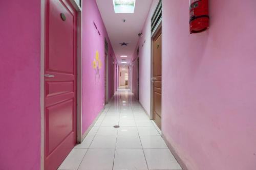 spot on 2214 wisma jampea