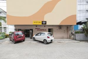 spot on 2214 wisma jampea