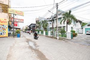 spot on 2214 wisma jampea