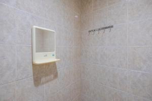 spot on 2214 wisma jampea