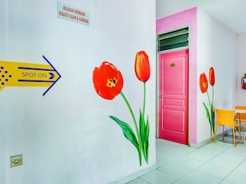 spot on 2214 wisma jampea