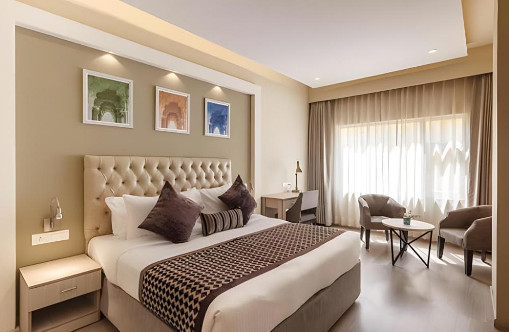 mango hotels naveen davangere