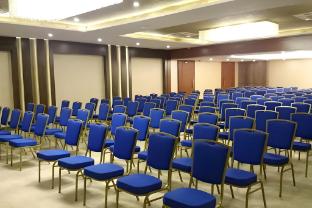 mango hotels naveen davangere