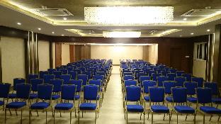 mango hotels naveen davangere