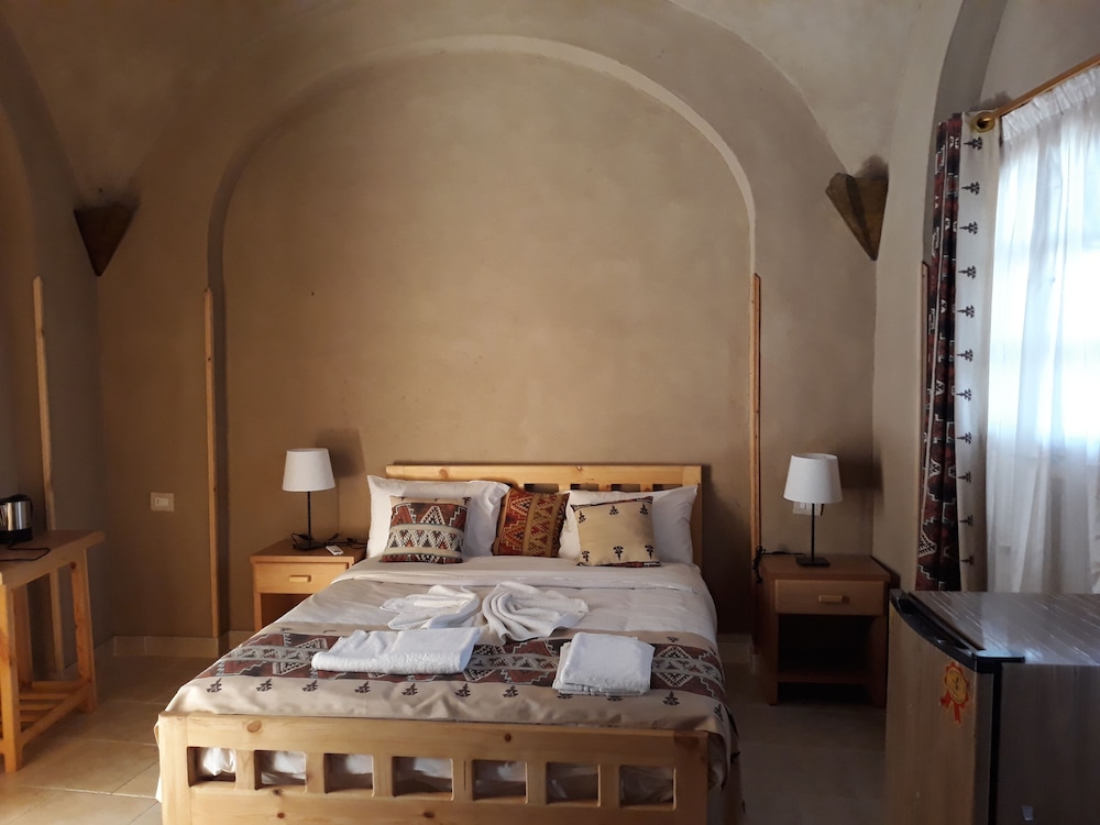 embrace hotel
