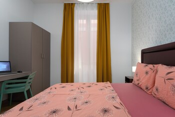 hostel antique