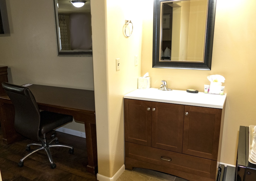 abram inn and suites