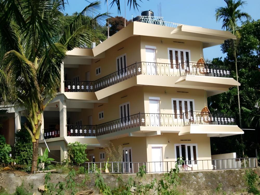 jungle palace homestay